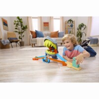 Ігровий набір Hot Wheels City Пляжна атака акули (JHL96)