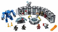 Конструктор LEGO Super Heroes Зал з костюмами Залізної Людини (76125)