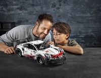 Конструктор LEGO Technic Porsche 911 RSR (42096)