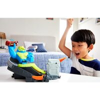 Ігровий набір Hot Wheels Атака токсичної мавпи (GTT94)