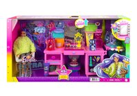 Ігровий набір Barbie Екстра Візажний столик (GYJ70)