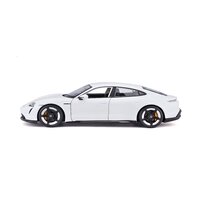 Автомодель Bburago Porsche Taycan Turbo S, 1:24 (18-21098)