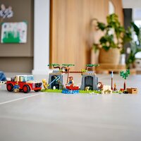 Конструктор LEGO City Позашляховик для порятунку диких тварин (60301)