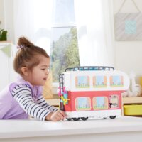 Игровой набор Peppa Семейный кемпер Пеппы, 4 фигурки, звук (F2182)