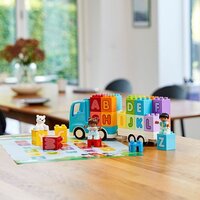 Конструктор LEGO Duplo Грузовик с буквами (10915)