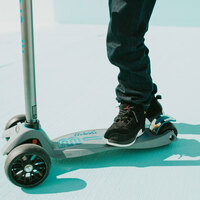 Самокат Micro серії Maxi PRO Deluxe сірий/аква (MMD088)