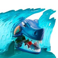 Ігровий набір Hot Wheels Втеча від акули (FNB21)