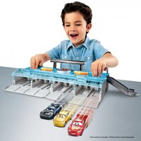 Ігровий набір Disney Cars Швидкий старт з м/ф Тачки (FLK12) 