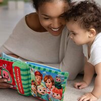 Игровой набор CoComelon Feature Roleplay Музыкальная плюшевая книга (CMW0025)