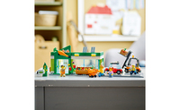 Конструктор LEGO City Продуктова крамниця (60347) 