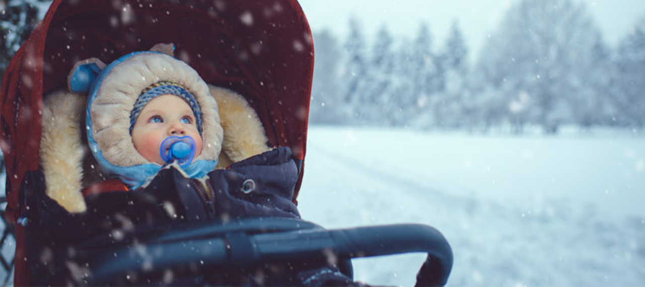Какую детскую коляску выбрать для зимы